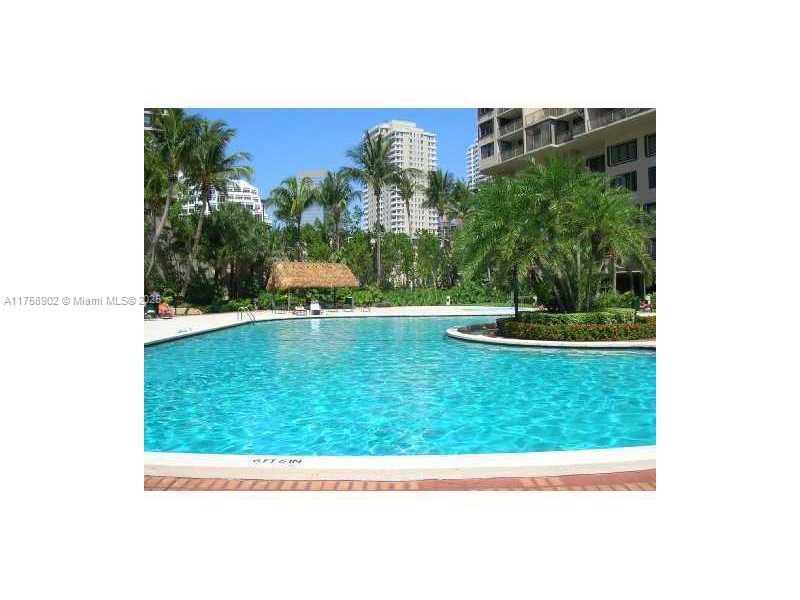 Foto principal - 540 Brickell Key Dr