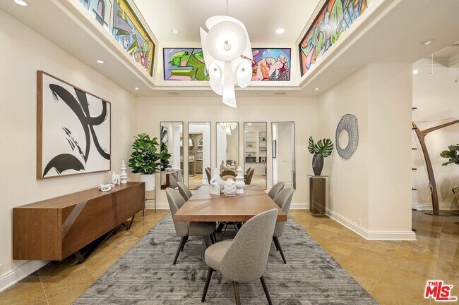 Foto del edificio - 2305 Canyonback Rd
