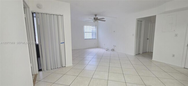 Foto del edificio - 20125 NE 3rd Ct