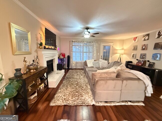 Foto del edificio - 5045 Laurel Springs Way SE