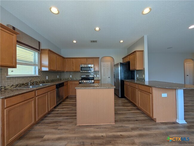 Foto del edificio - 2937 Post Oak Cir