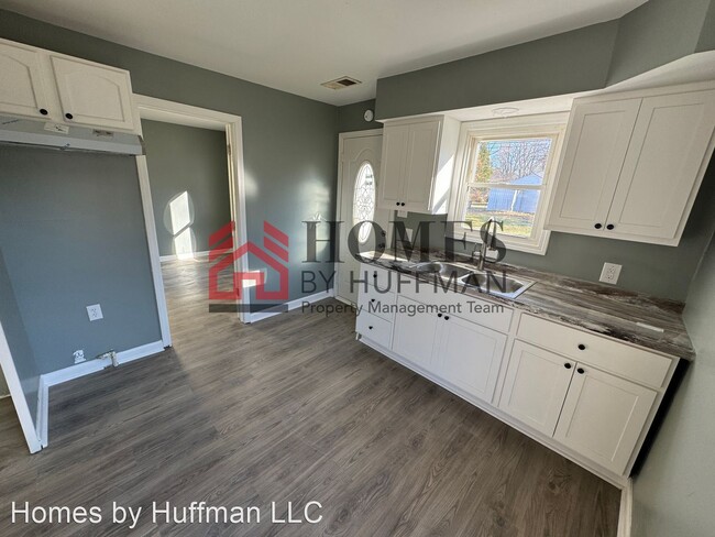 Building Photo - 2 br, 1 bath House - 1718 Eastwood Avenue