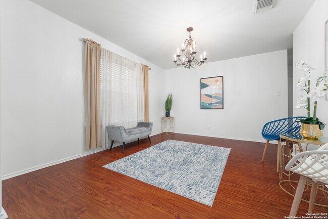 Foto del edificio - 10646 Manor Creek