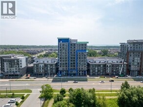 Building Photo - 413 Dundas St E