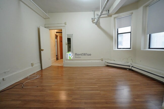 Photo - 1144 Commonwealth Ave Apartment