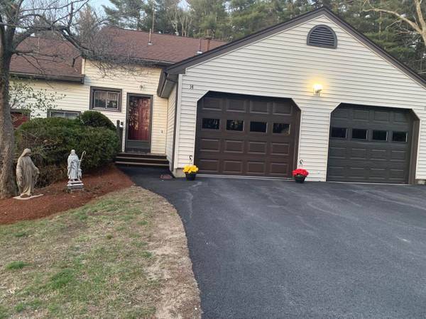 Outside - 14 Centercrest Dr