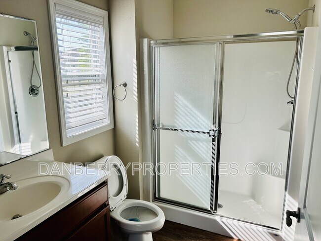 Foto del edificio - 1477 River Park Ln