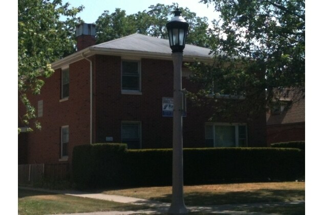 Foto principal - 115 W Washington St