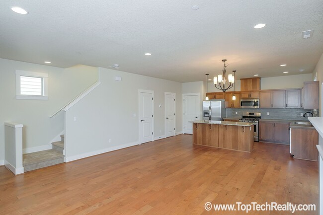 Building Photo - Charming 2017 Built 4-Bdrm Home available ...