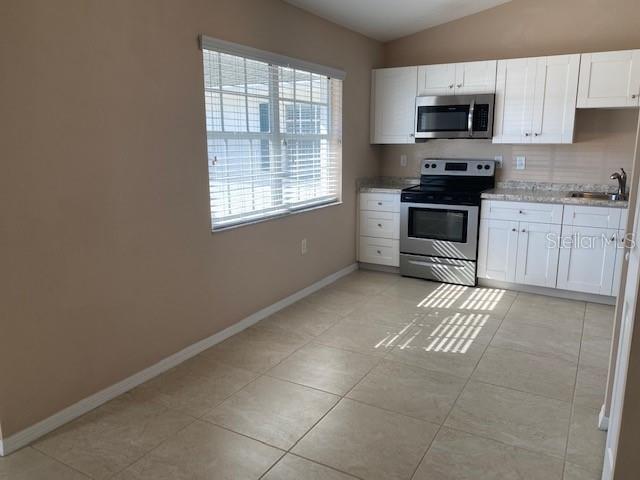 Foto del edificio - 2780 Cypress Dr