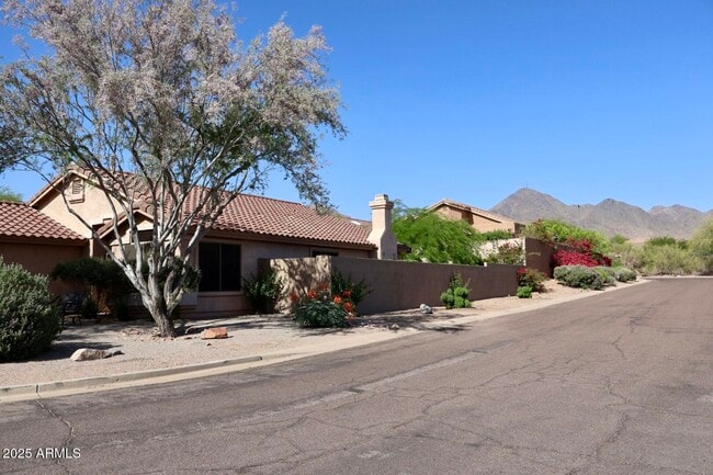 Building Photo - 15675 N 103rd Way