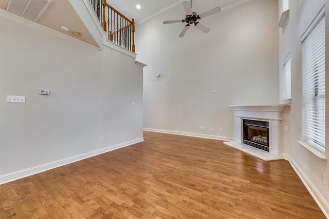 Building Photo - 4484 Jardin St