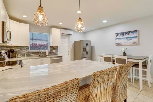 Building Photo - 1750 Seder Ln