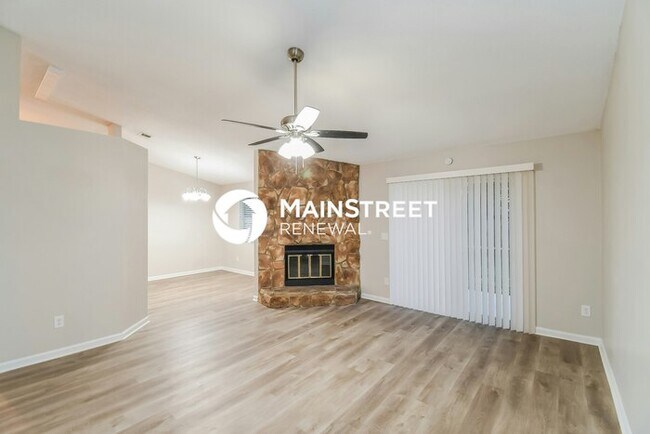 Foto del edificio - 3 Bedroom Pet-Friendly Home in Jacksonville, FL with Main Street Renewal
