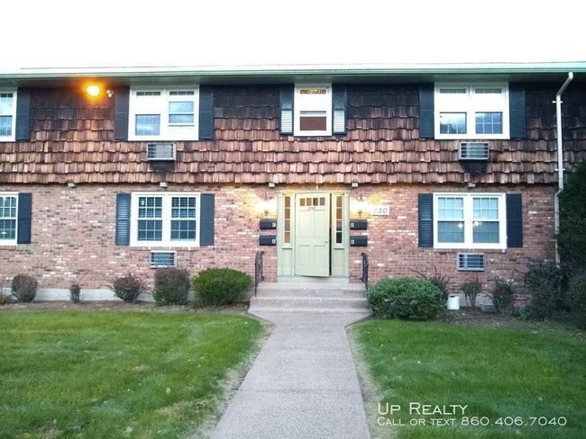 Building Photo - 568 Hilliard St