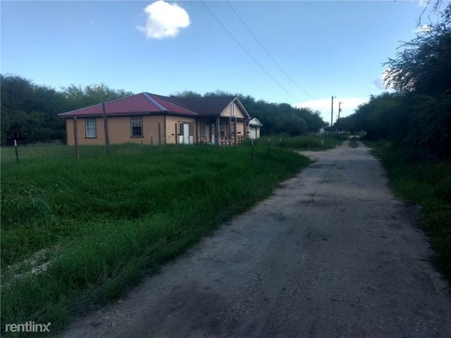 Building Photo - 3 br, 3 bath House - 7423 Highway 142