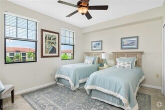 Building Photo - 12936 Violino Ln