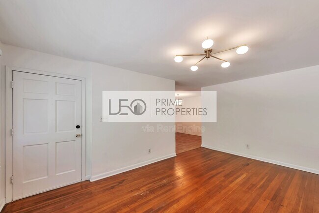 Foto del edificio - 1728 Springer St NW