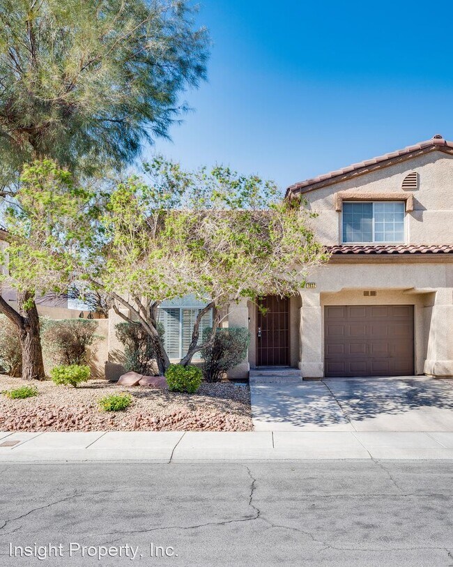 Building Photo - 2 br, 3 bath House - 7632 Almeria Ave.