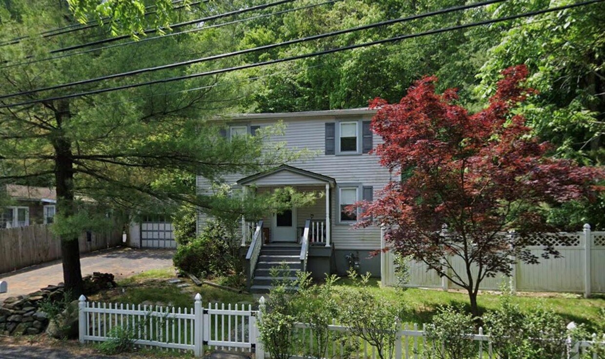 Foto principal - 406 Christian Herald Rd