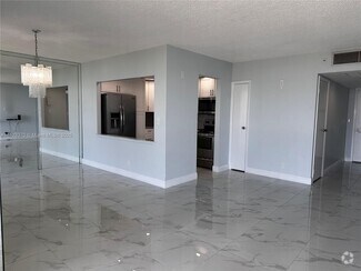 Building Photo - 20335 W Country Club Dr