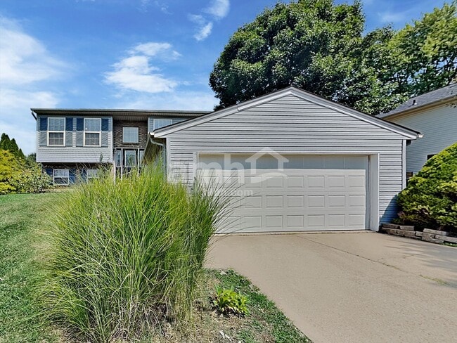 Building Photo - 10 Eastridge Dr