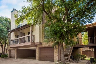 Building Photo - 336 Melrose Dr