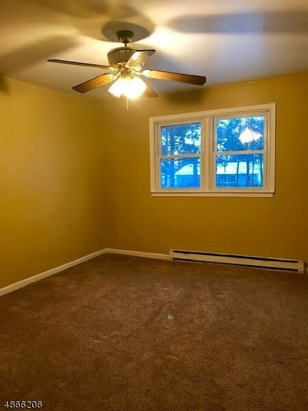 Foto del edificio - 262 Old Chimney Ridge Rd
