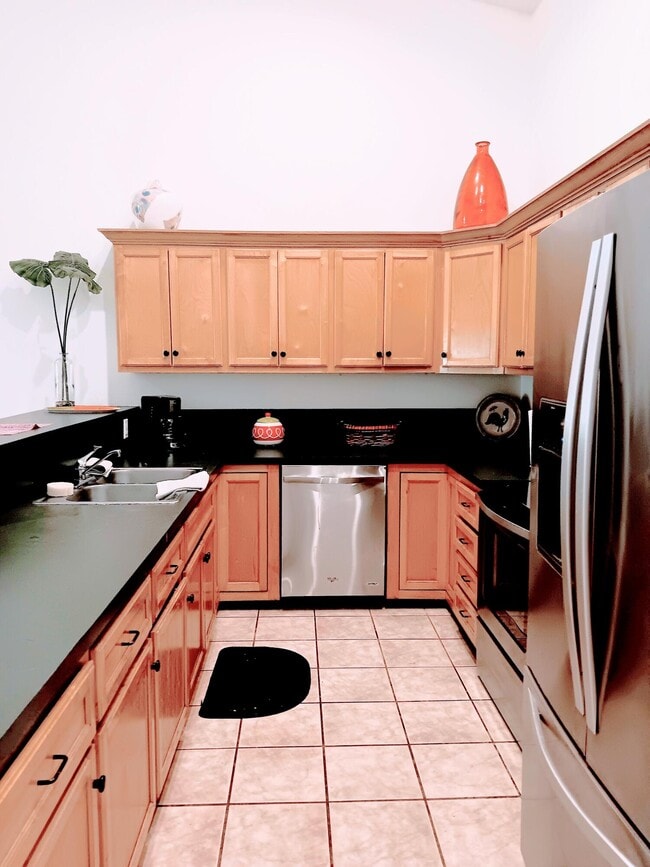 Building Photo - 1236 Block Island Rd