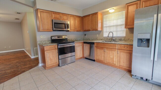 Building Photo - 1805 Cloverlawn Ave, Orlando, FL 32806