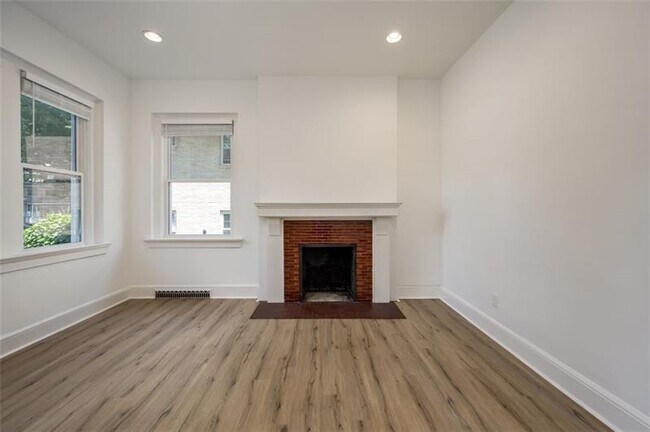 Foto del edificio - 799 Piedmont Ave NE