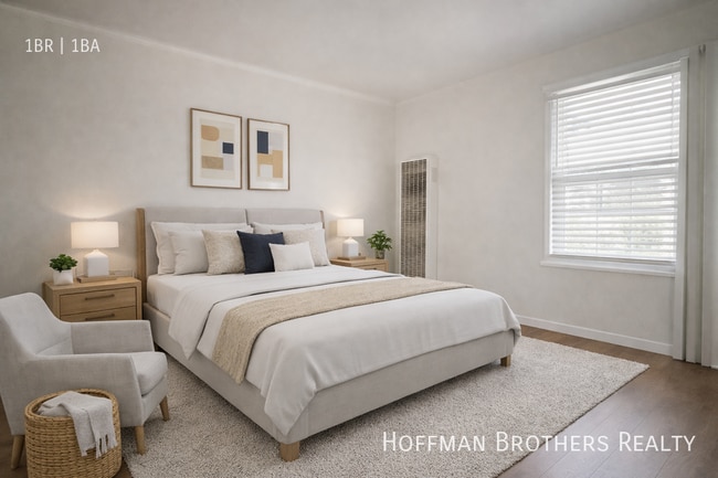 Building Photo - 4147 S Bronson Ave