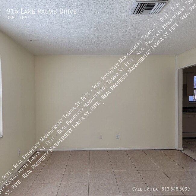 Foto del edificio - ***LEASE SPECIAL***