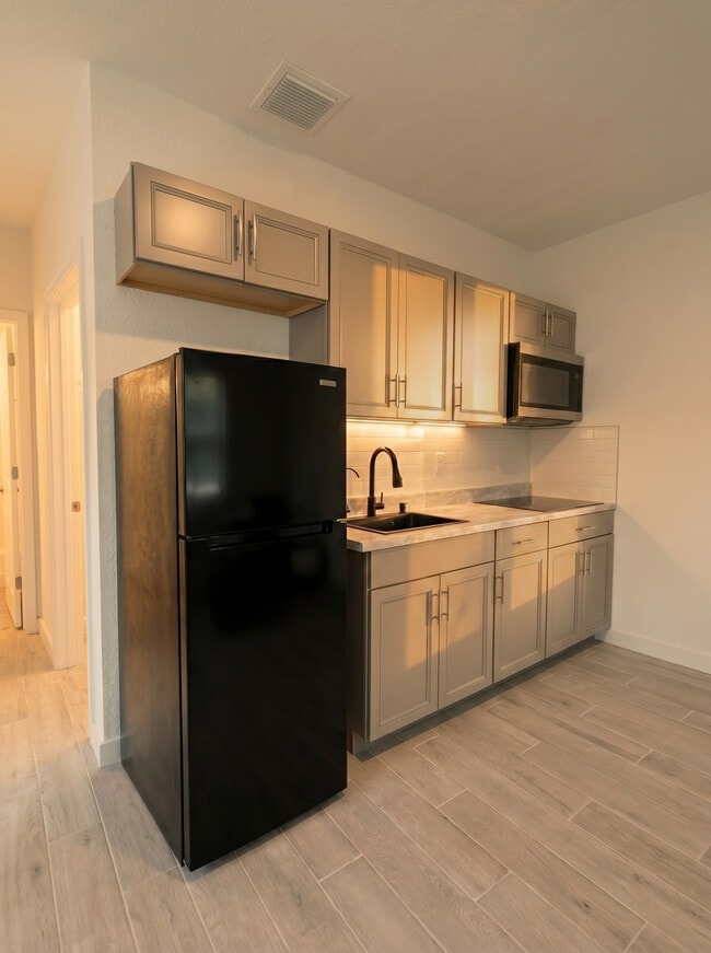 Foto del edificio - 4656 SW Osborne St