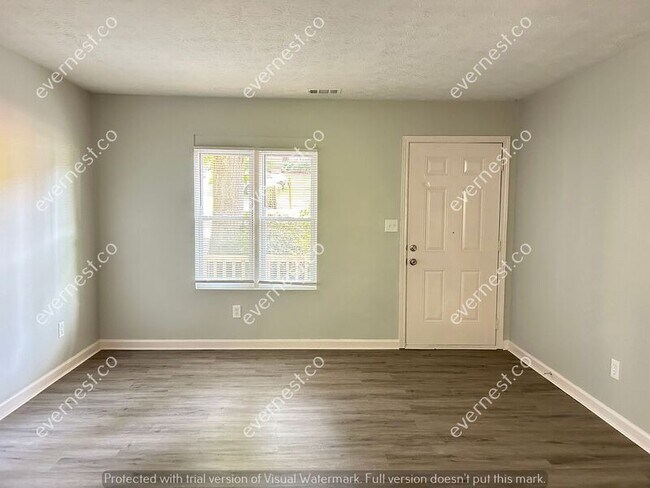 Foto del edificio - 8627 Glenwoods Dr