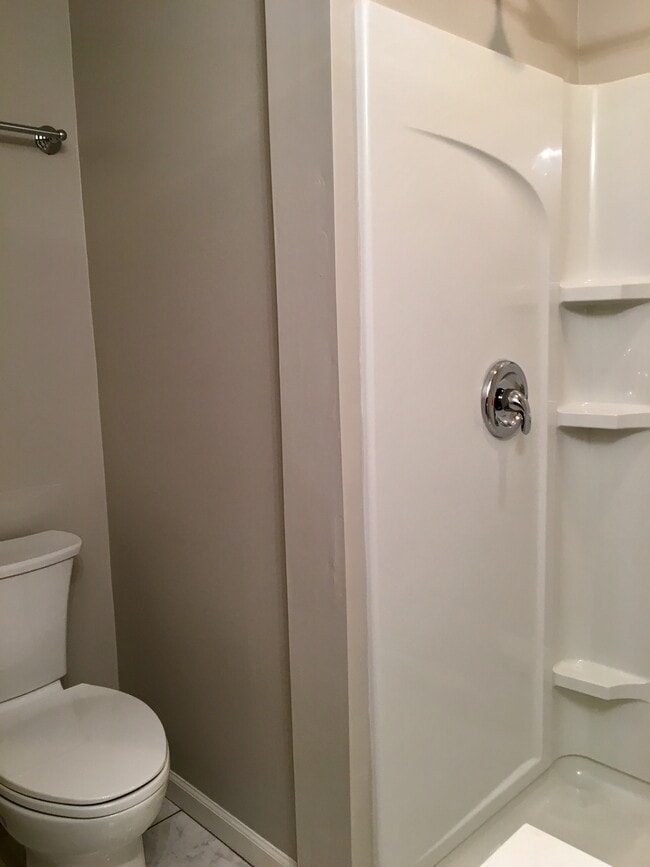 Building Photo - 1205 Ogilvie Dr NE