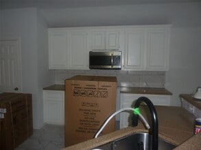 Building Photo - 919 Spring Source Pl