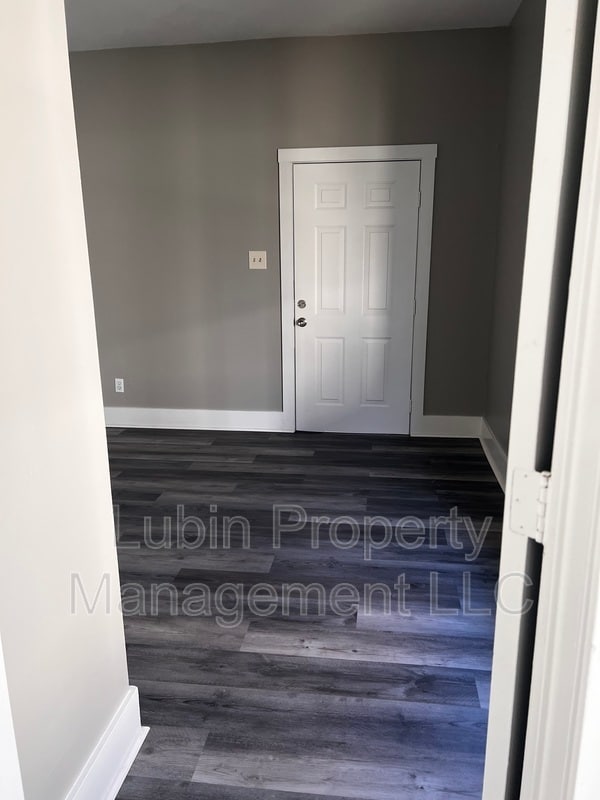 Building Photo - 1058 Delmar Ave