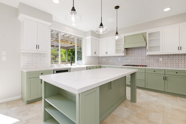 Building Photo - 2832 Dove Tail Dr