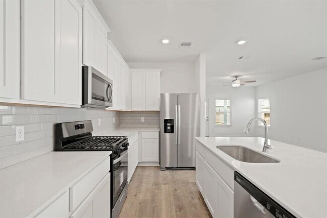 Foto del edificio - 3930 Windy Whisper Dr