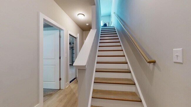 Foto del edificio - 5016 Central Ave