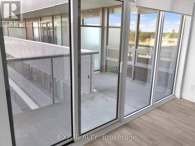 Building Photo - 160 Flemington Rd