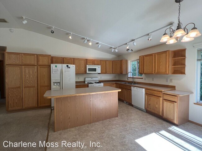 Foto del edificio - 4 br, 3 bath House - 3801 E Cottonwood Way...