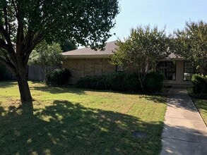 Building Photo - 128 E Bethel School Rd