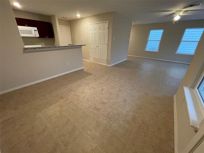 Building Photo - 12023 Clifton Oaks Dr