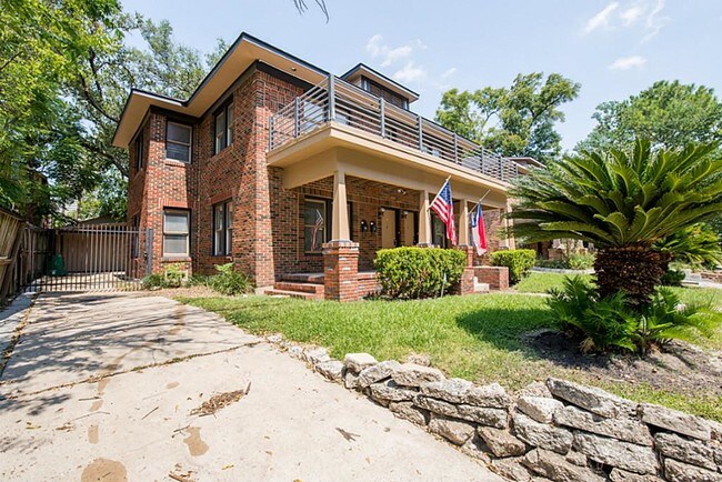 Foto del edificio - 1338 W Pierce St
