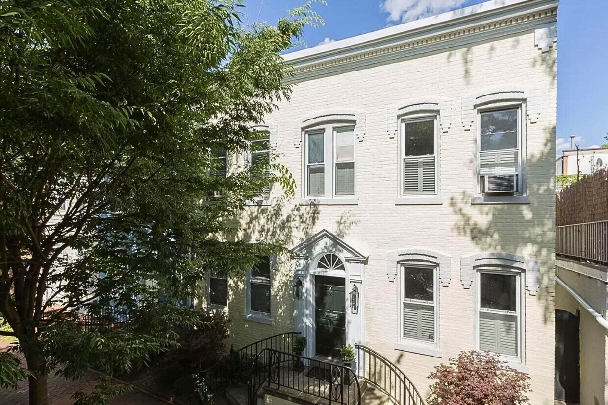 Primary Photo - 1505 26th St NW