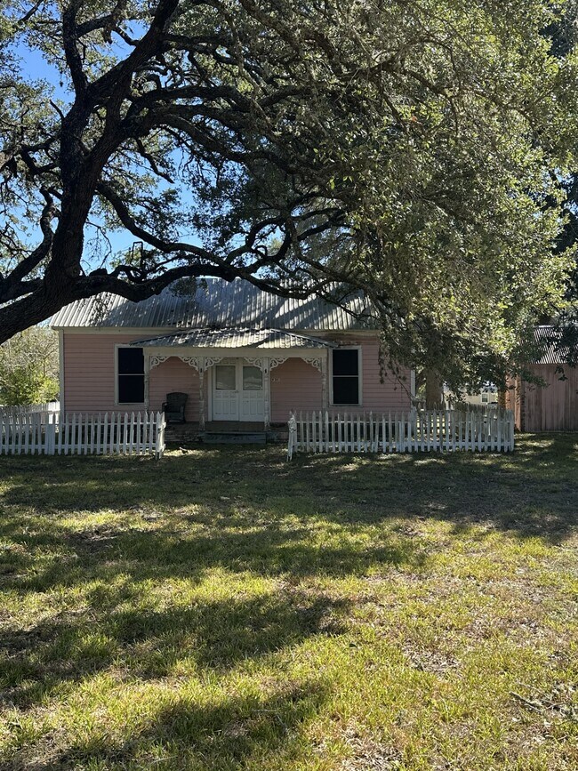 Foto del edificio - 9301 Hwy 290 W