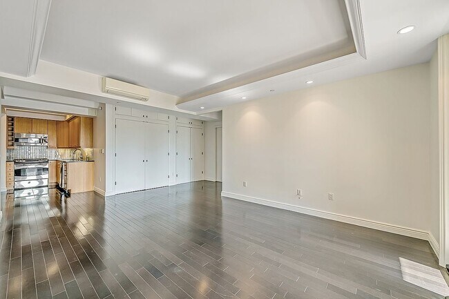 Building Photo - 30-11 21st St