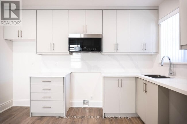 Building Photo - 148 Martin Grove Rd